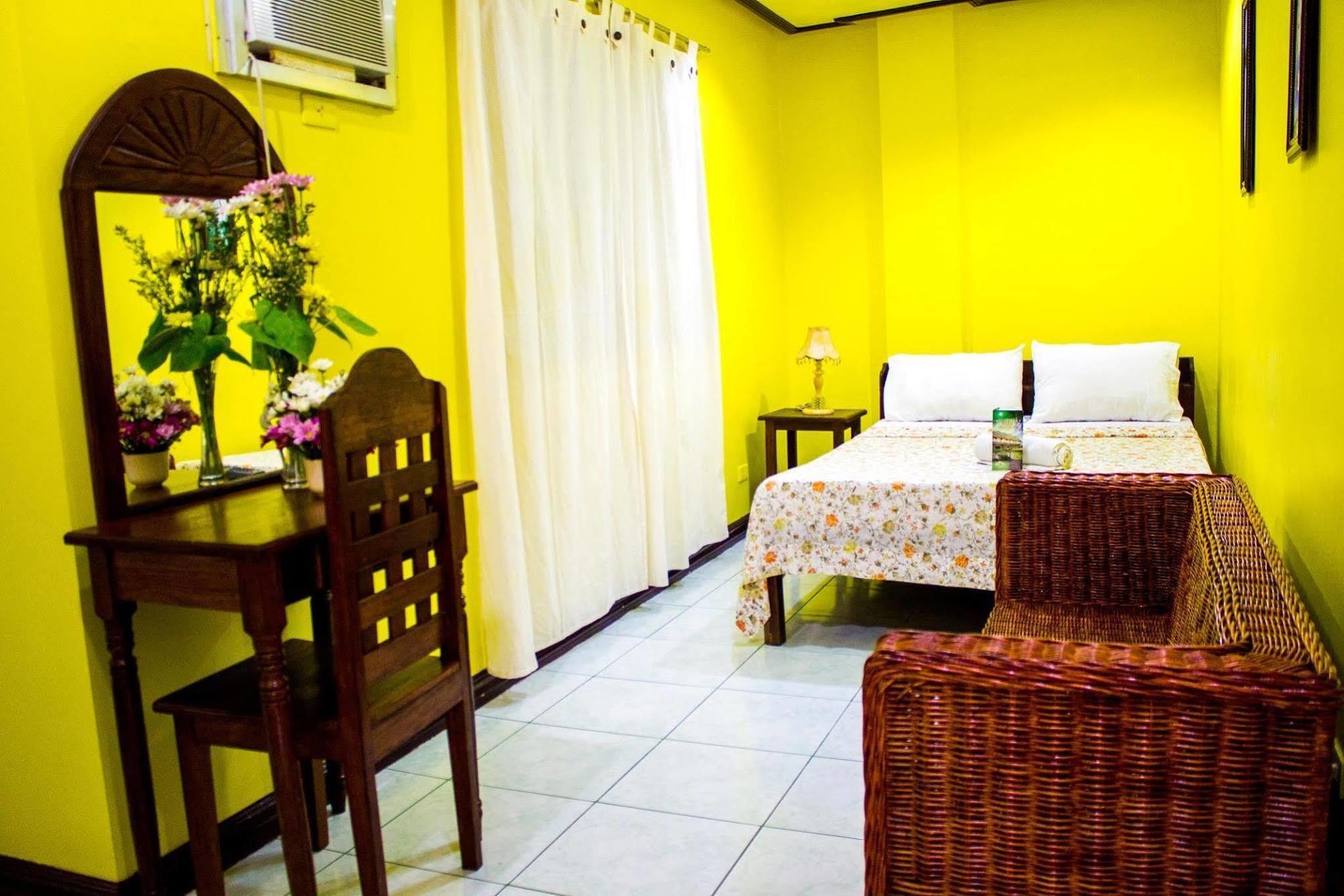 Liberty Park Pension Puerto Princesa Exterior photo