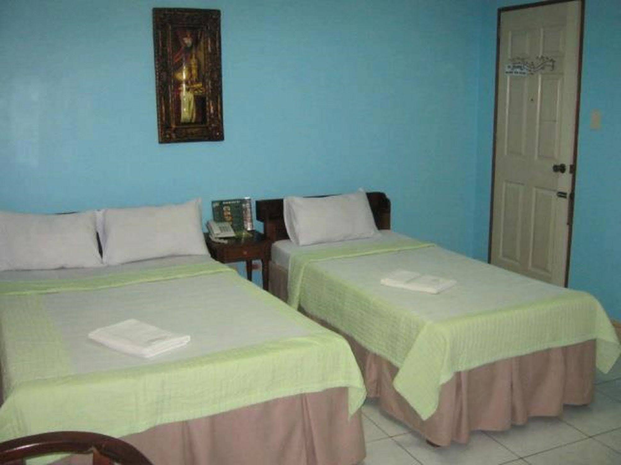 Liberty Park Pension Puerto Princesa Exterior photo