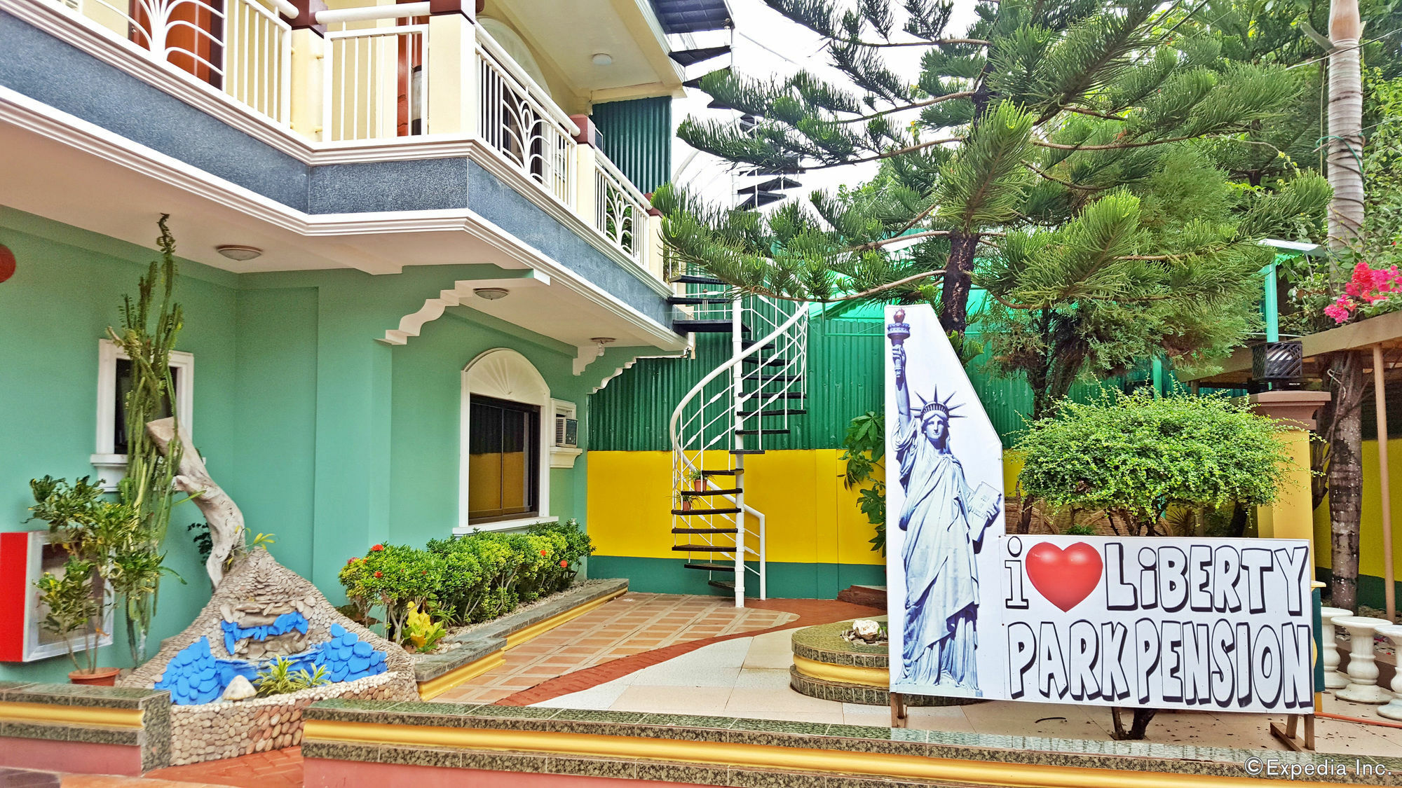 Liberty Park Pension Puerto Princesa Exterior photo